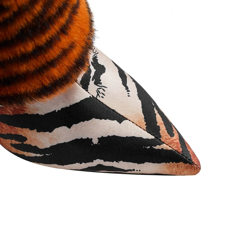 Tiger-Teeth-Heelless-Boots-With-Tiger-Fur-pointed-toe