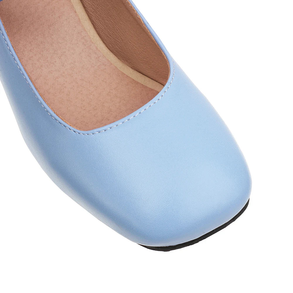 baby-blue-block-heels-toe