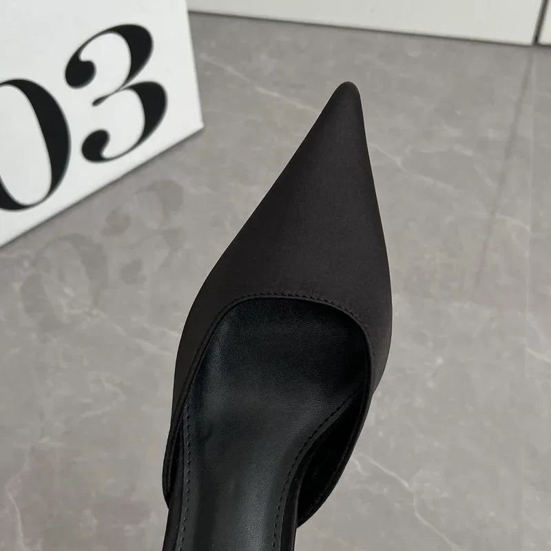black-closed-toe-mule-heels-pointed-toe