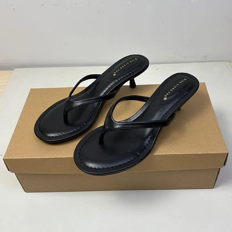 black-flip-flop-kitten-heels-scene