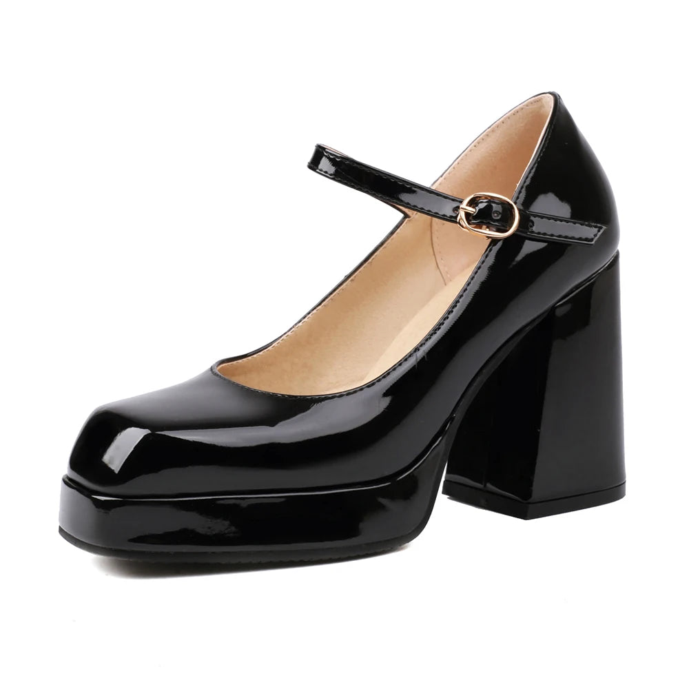 black-patent-leather-mary-jane-heels