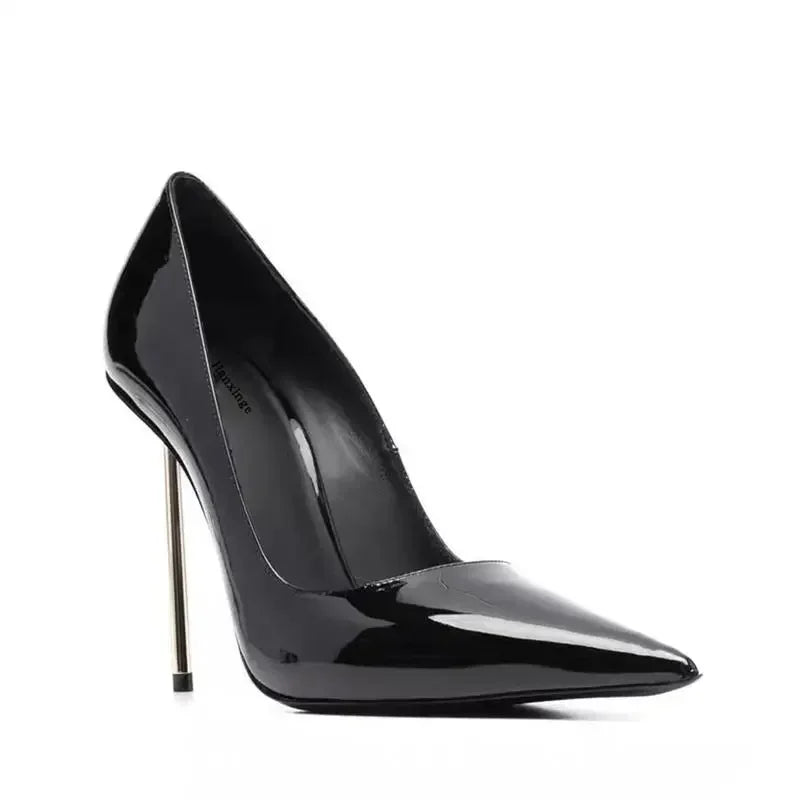black-pumps-with-metal-heel