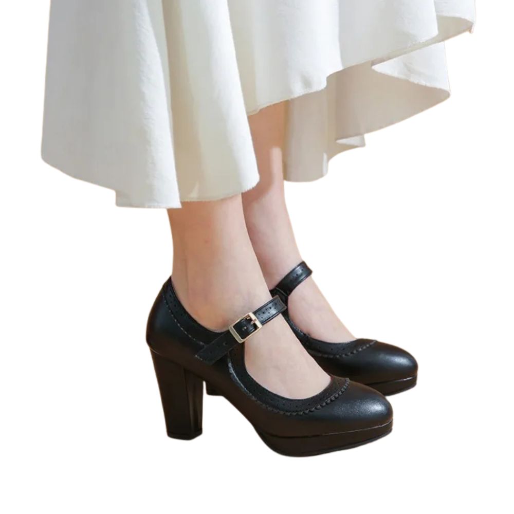 black-vintage-high-heels-pair