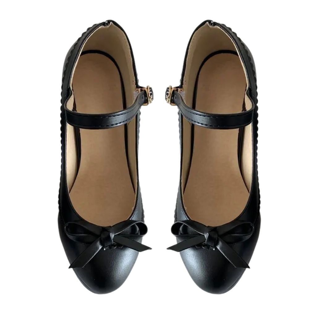 black-vintage-high-heels-top