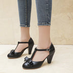 black-vintage-t-strap-heels-model