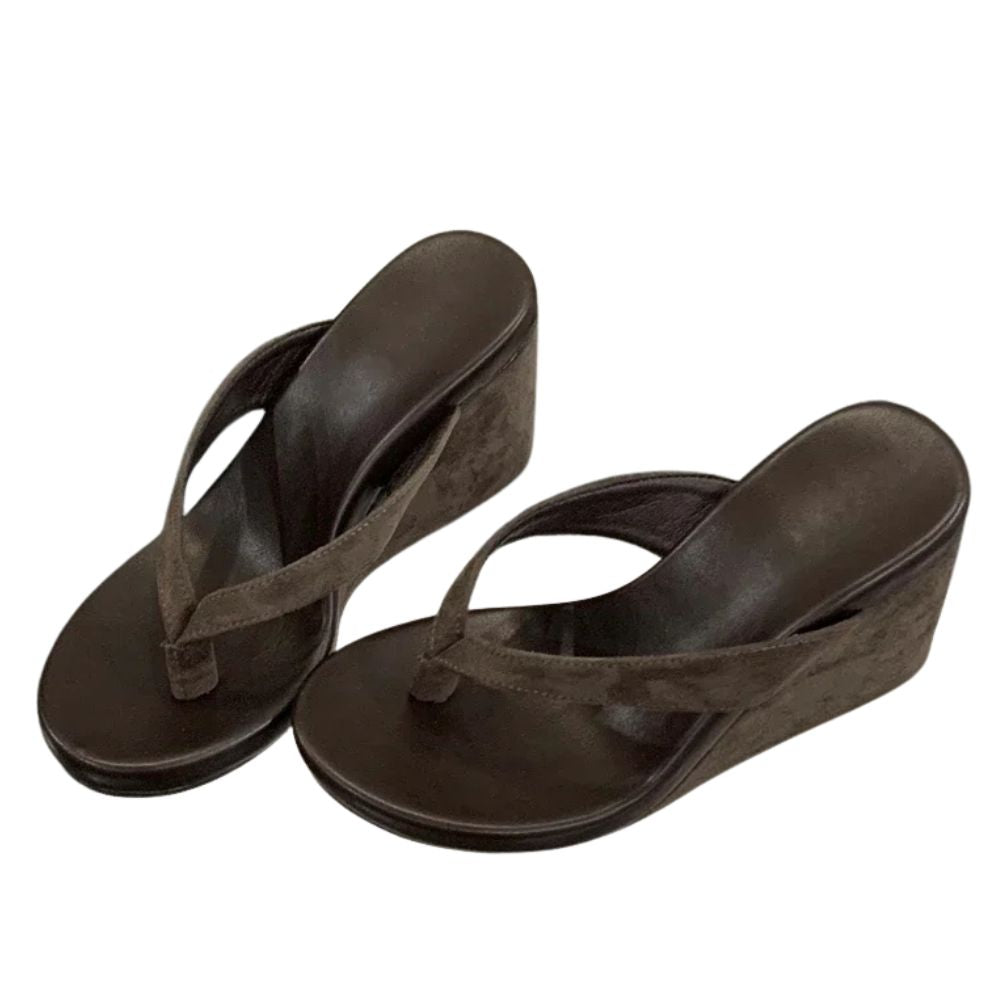 brown-flip-flop-wedges