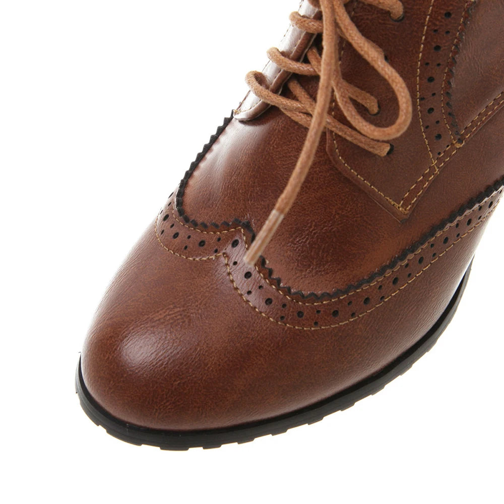 brown-womens-oxford-heels-toe