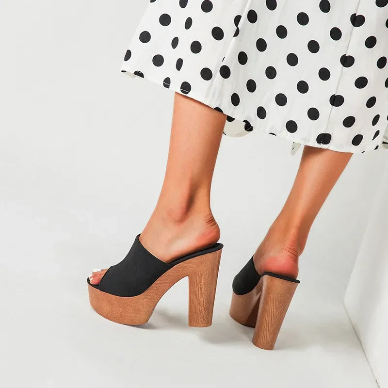 clog-open-toe-heels-black-model-back