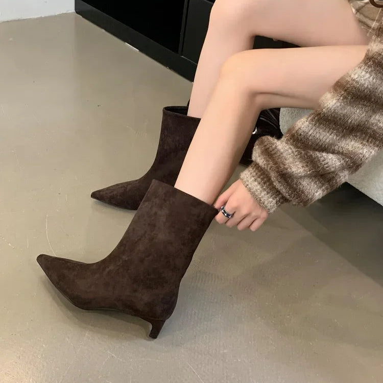 dark-brown-ankle-boots-with-low-heel-side