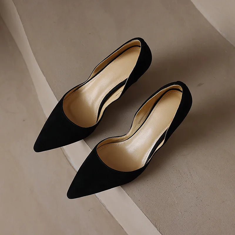 dorsay-kitten-heels-black-top