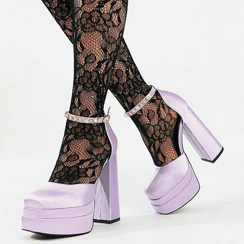 lilac-closed-toe-block-heels-walk