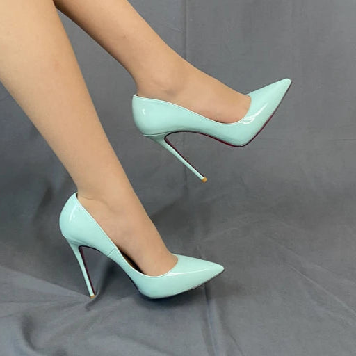 mint-green-high-heel-pumps-sitting