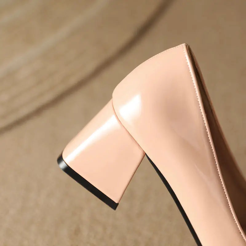 nude-closed-toe-block-heels-closeup