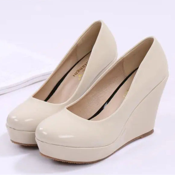 nude-patent-leather-wedges-pair