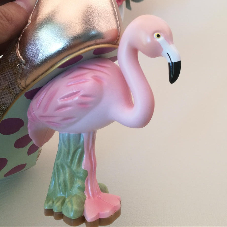pink-flamingo-high-heels-closeup