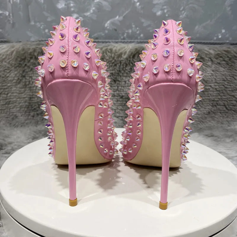 pink-pumps-with-spikes-back