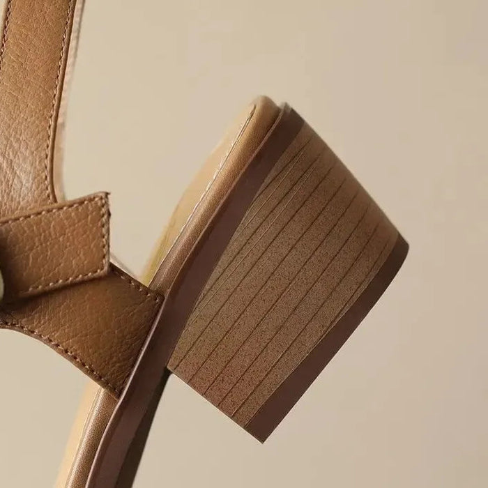 t-strap-vintage-heels-heel