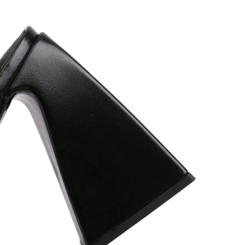 traingle-heel-gladiator-sandals-black-heel