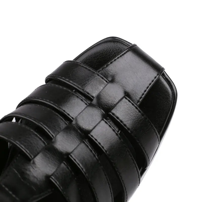 traingle-heel-gladiator-sandals-black-toe