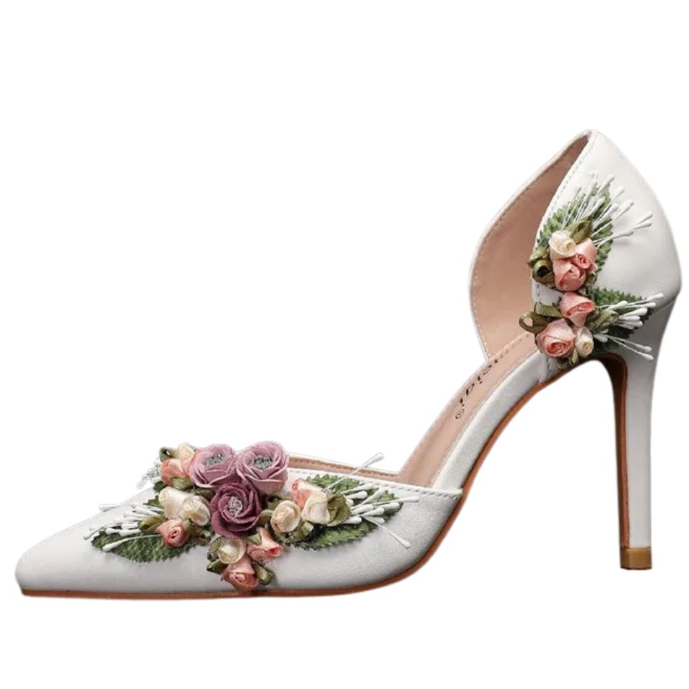 white-heels-with-flowers