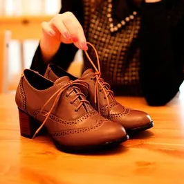 womens-retro-oxford-heels-brown
