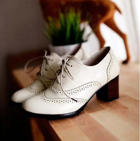 womens-retro-oxford-heels-white-shoes