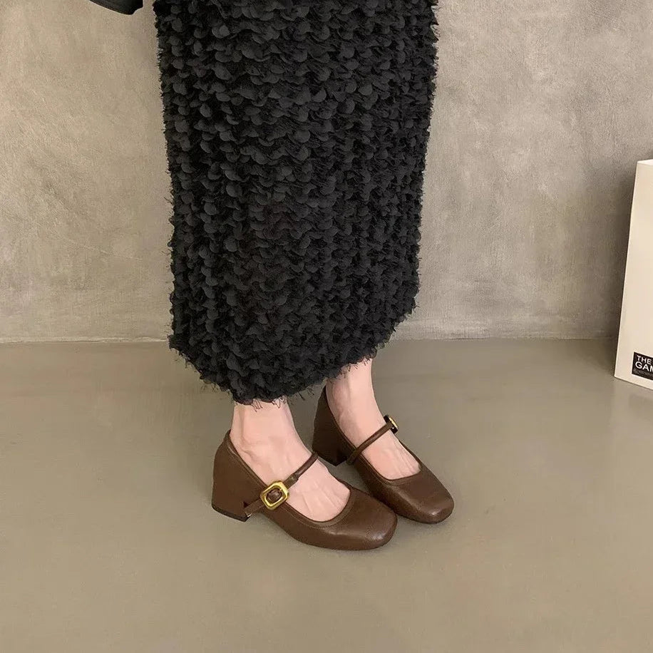 womens-summer-low-heel-vintage-mary-jane-shoes-brown
