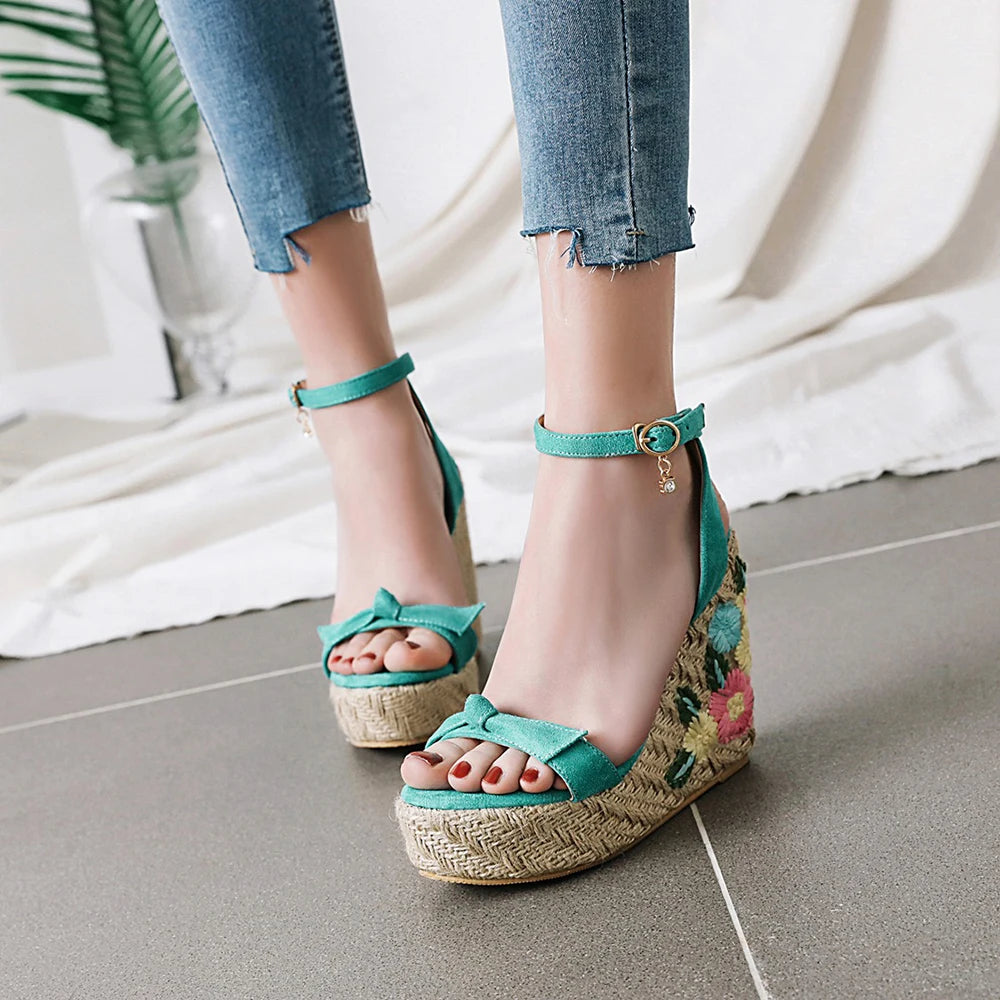 womens-turquoise-wedge-sandals-front