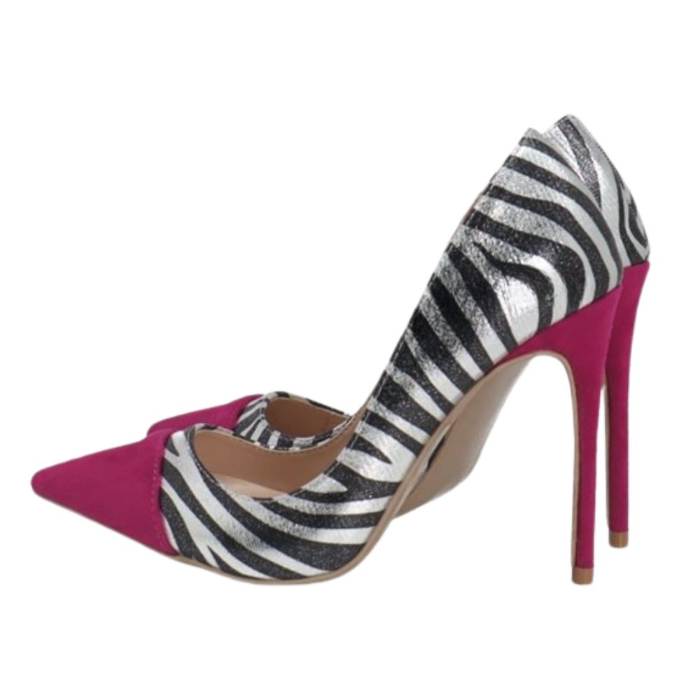 zebra-print-and-pink-heels-side
